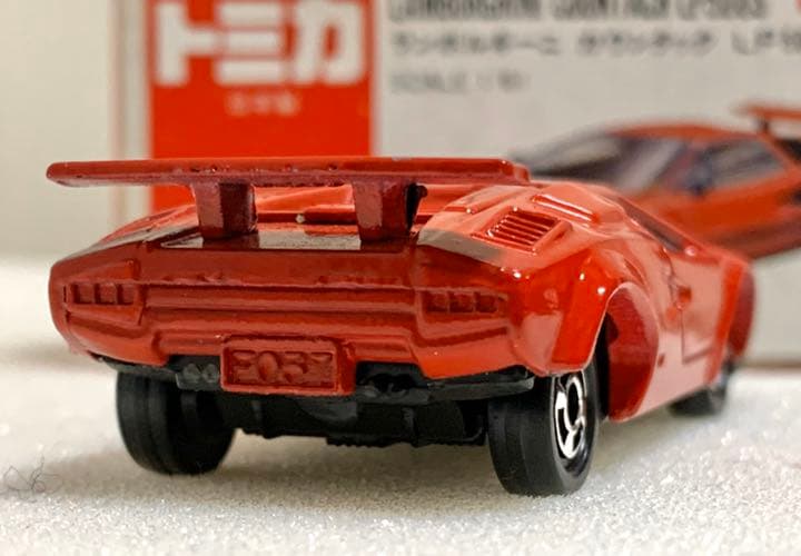 赤箱トミカ ランボルギーニ　カウンタックLP500S