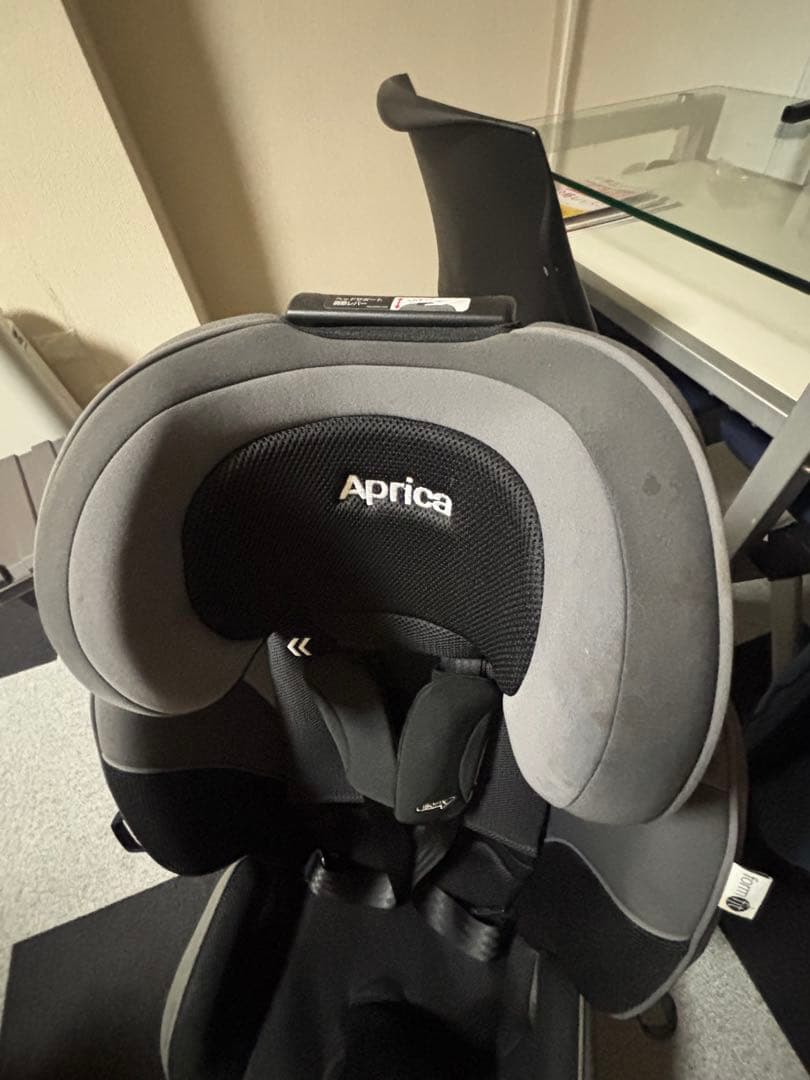 Aprica チャイルドシート ブラック/グレー