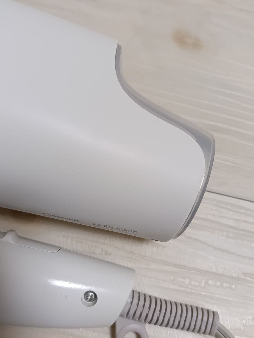 パナソニック ナノケア Panasonic EH-NA0G 22年製 WH 01