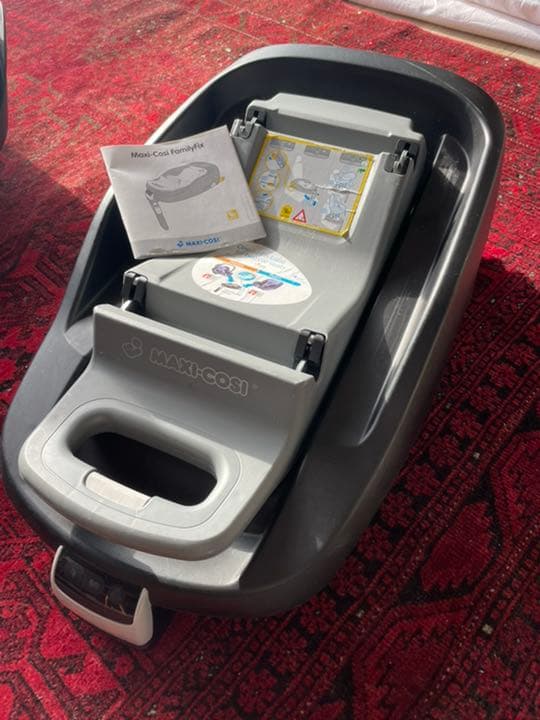 トップ マキシコシ ファミリーフィックス ISOFIX対応 マキシコシベビー