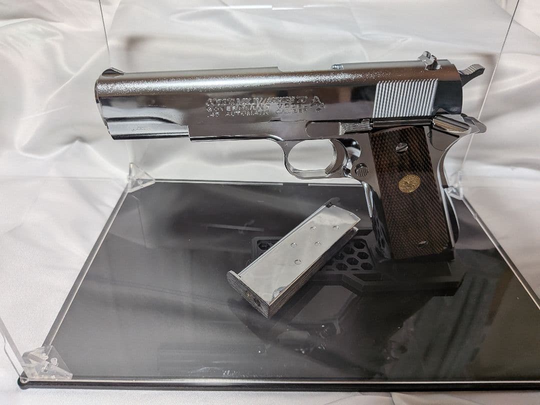 東京マルイ　ガバメント　マークⅳ　シルバーメッキ　ガスガン