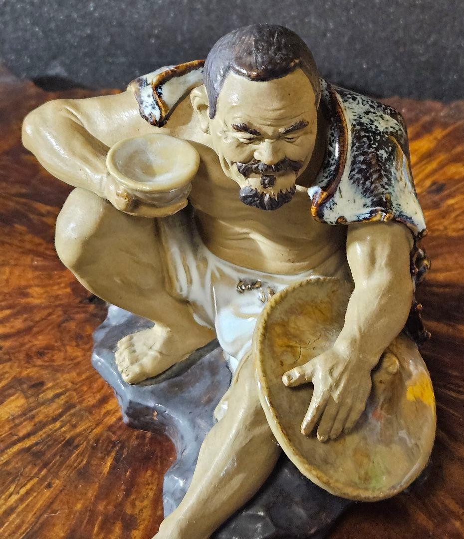 名品❗】【上作品❗】 酒を呑む男の人形 陶器製 羽織りが海鼠
