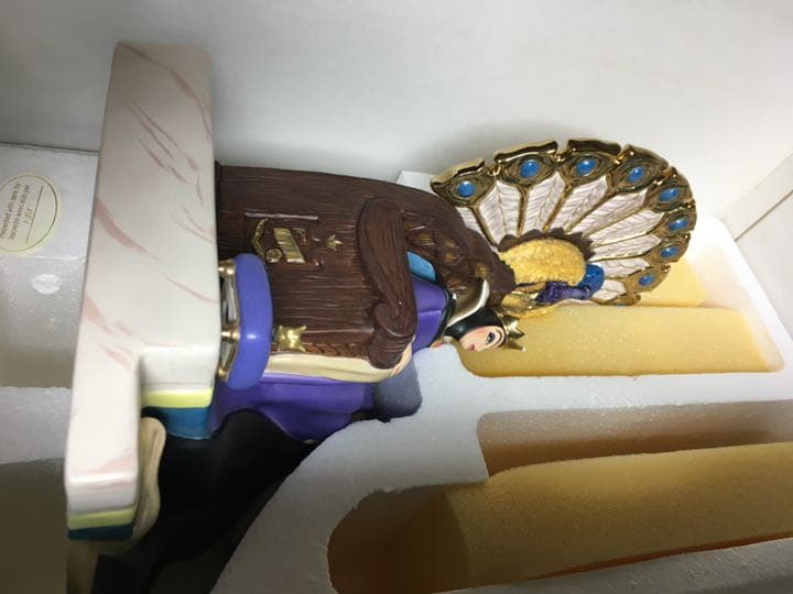 wdcc白雪姫enthroned evil 女王　魔女