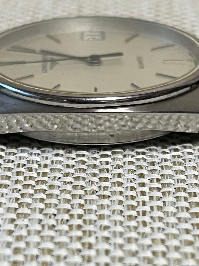 【希少】LONGINES クォーツ 腕時計 デイト シルバー文字盤 ヴィンテージ