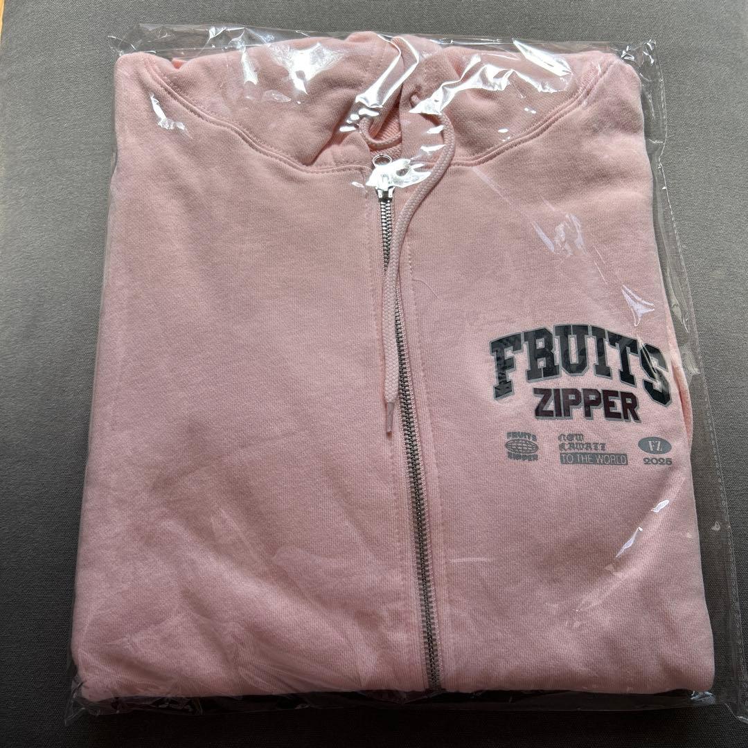 FRUITS ZIPPER 松本かれん パーカー - メルカリ 松本かれん 推しアピ