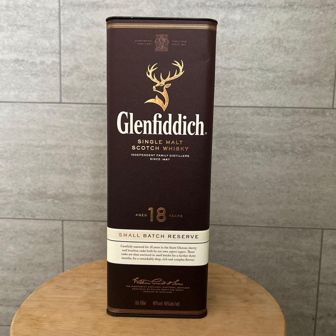 グレンフィディック　Glenfiddich 18年 スモールバッチリザーブ Amazon.co.jp: グレンフィディック 18年 スモールバッチリザーブ