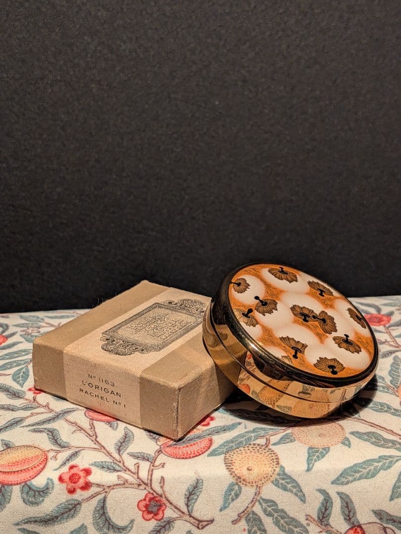 1910年代　ルネ・ラリックCoty 　限定コフレシリーズ　コンパクト　元箱付き 1910年代 ルネ・ラリックCoty 限定コフレシリーズ コンパクト 元箱付き