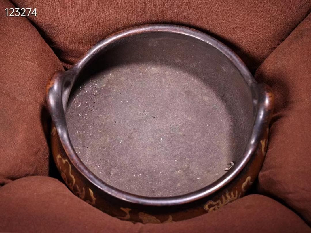 珍品旧蔵収純銅高レリーフ錾刻鎏金吉祥八宝香炉·老