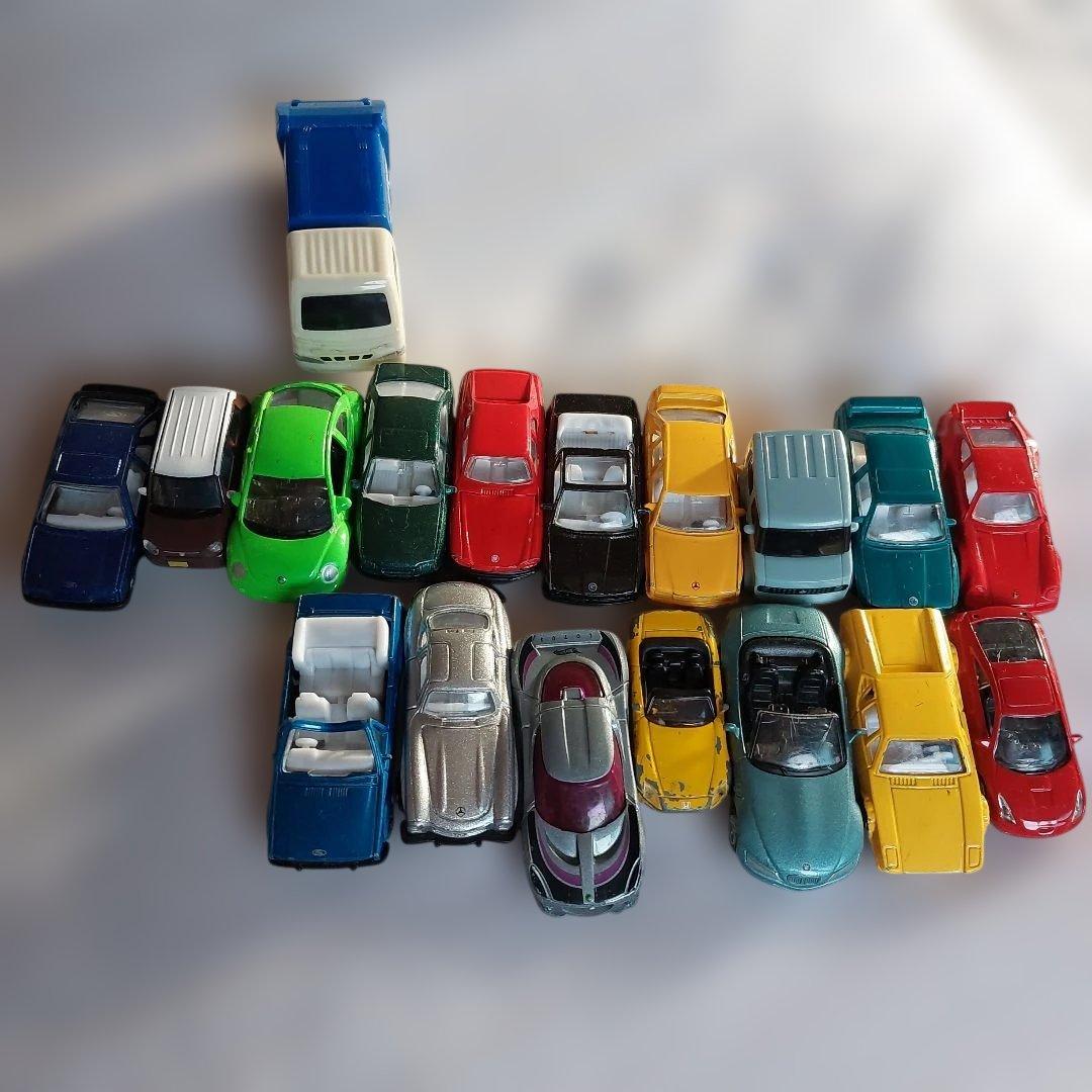 ミニカーセット 18台 多色 - メルカリ