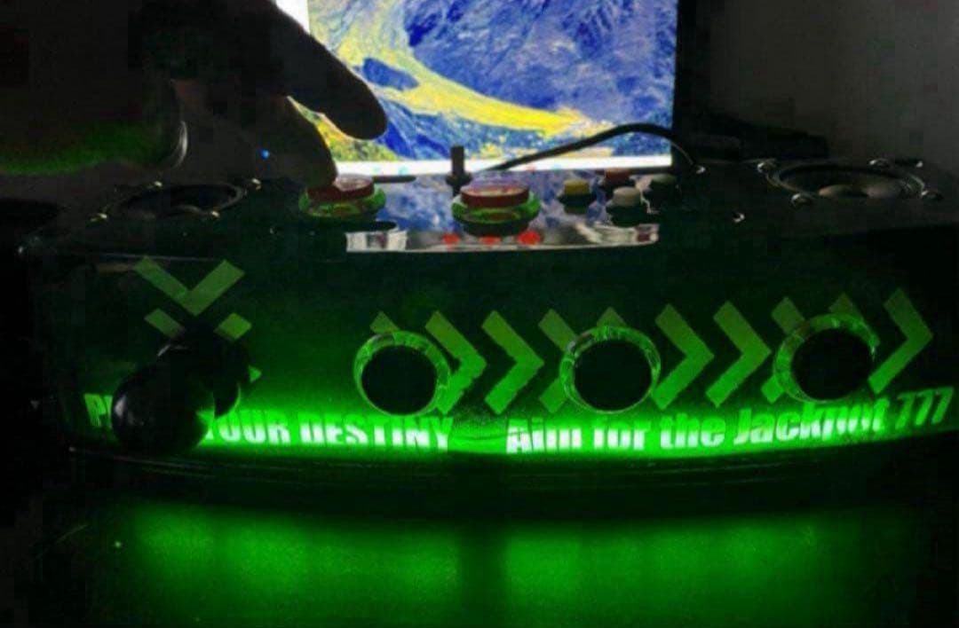 サミタ専用 9ボタンスロットコントローラー専用レバー搭載 LED＆