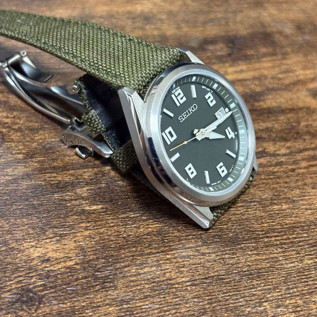 SEIKO 電波ソーラー腕時計