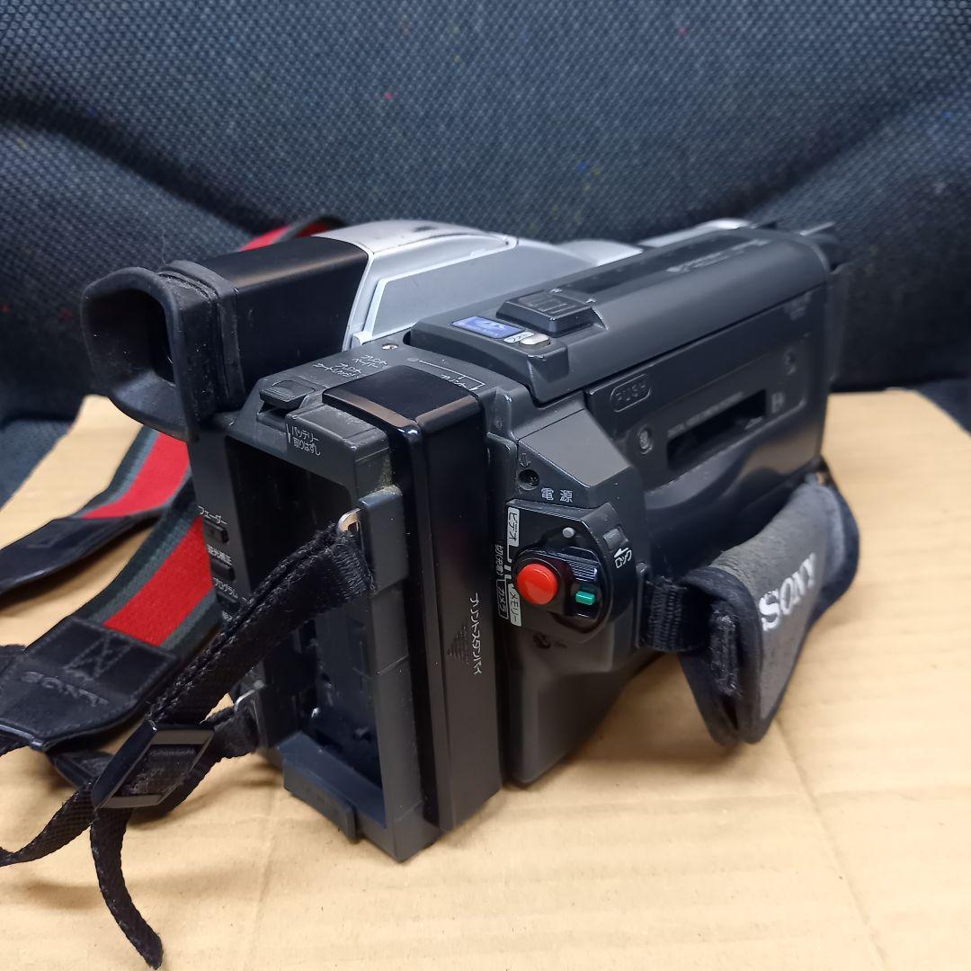 【ジャンク】SONY ソニー DCR-TRV820 ビデオカメラ【動作未確認】
