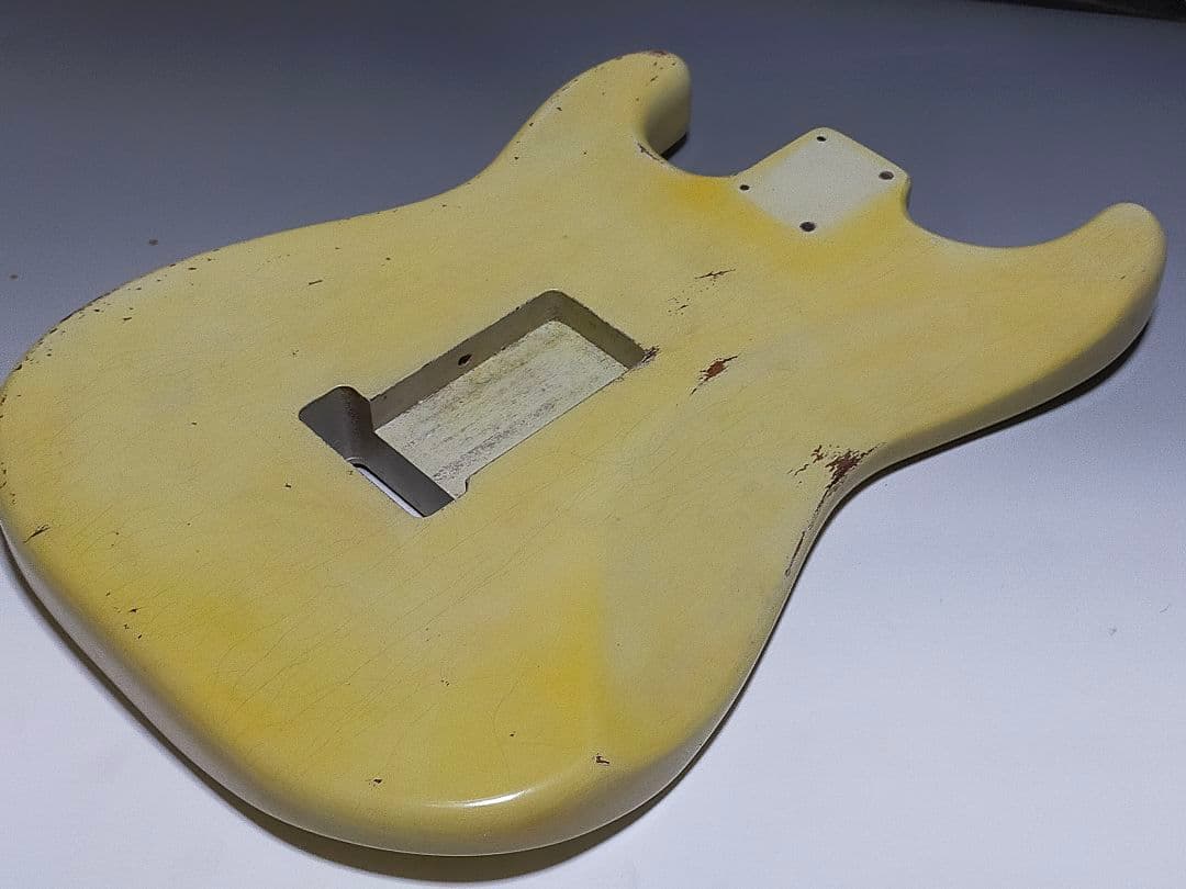 フェンダージャパンネック/マホガニー2Pレリックボディ