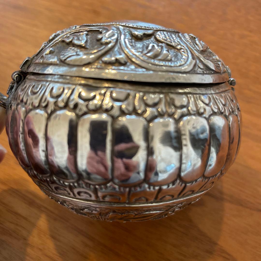 フローレス島 古民具 銀製噛みタバコ用具ガンビル入れ 美術品