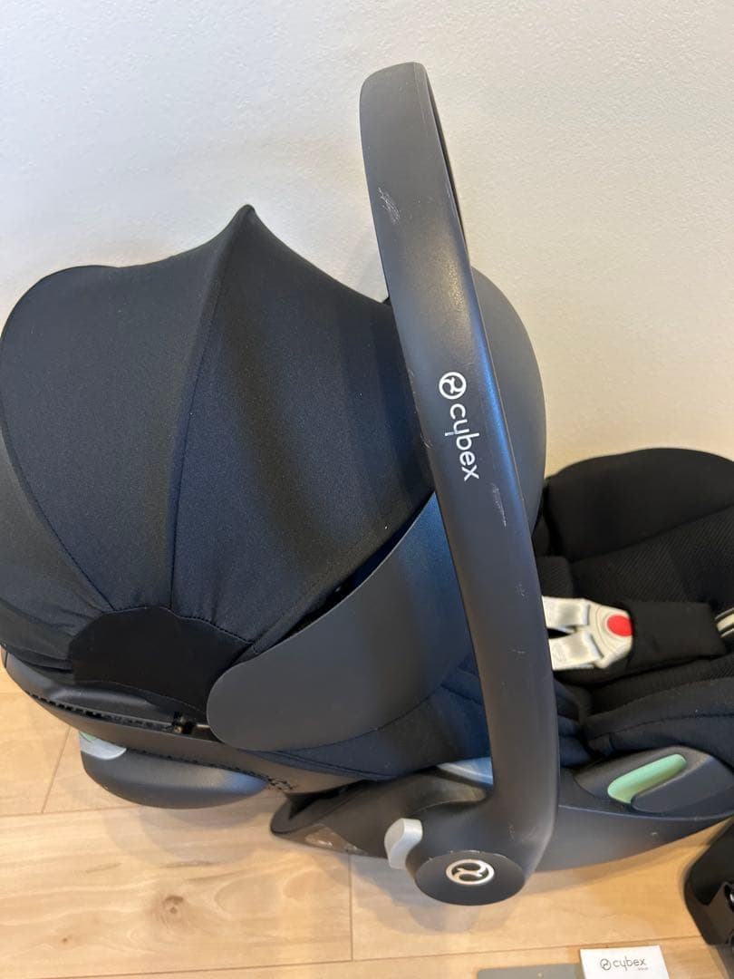 【美品】ベビーシートサイベックスクラウドGi-Size ＋アダプターセット