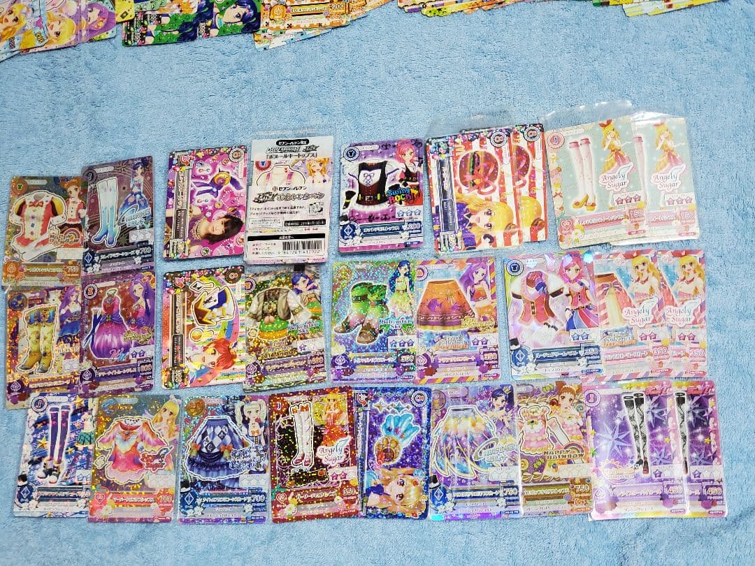 アイカツカード　185枚　まとめ売り　レアカード・プロモカード有り　未使用品