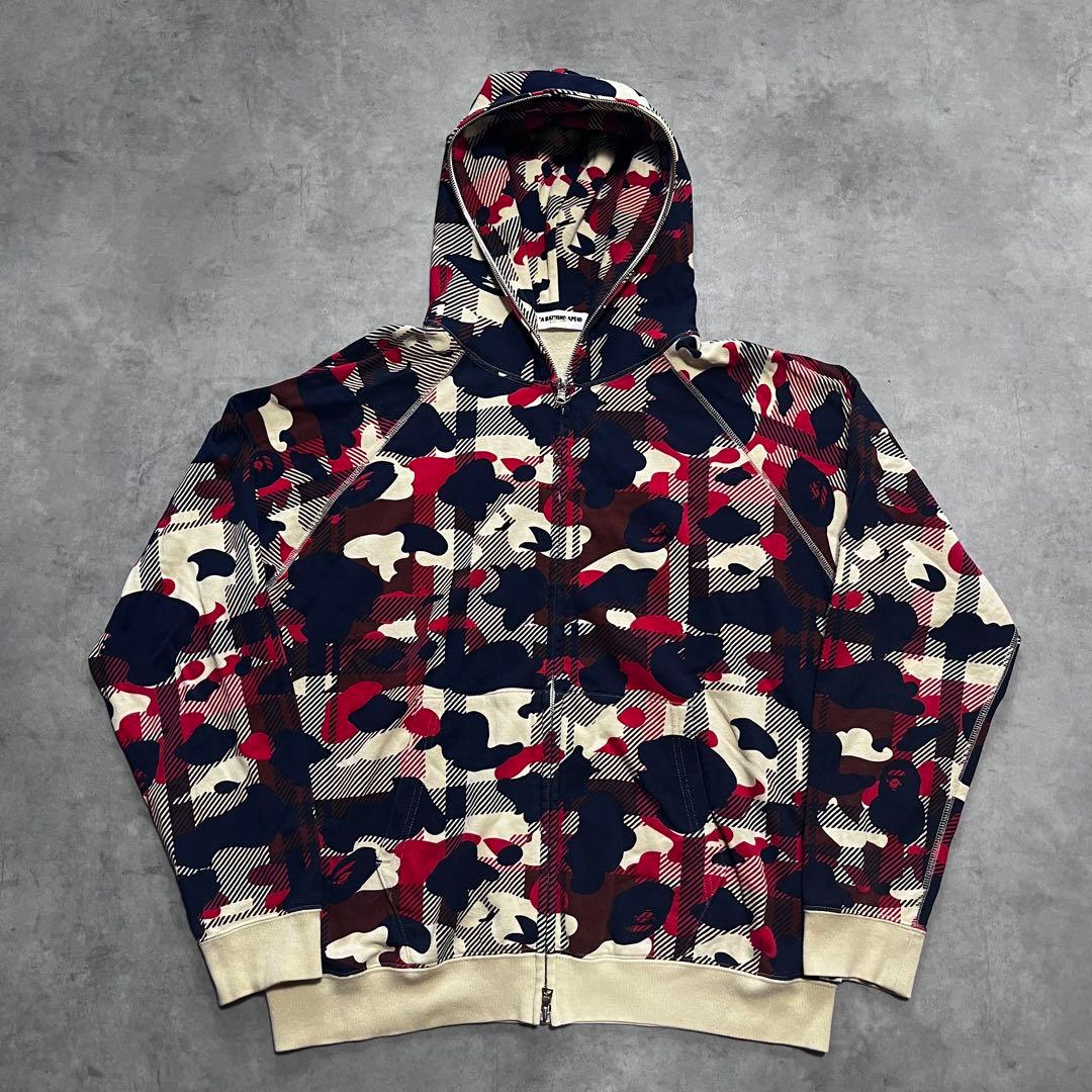 美品 アベイシングエイプ パーカー ラブジェネチェックカモ 迷彩