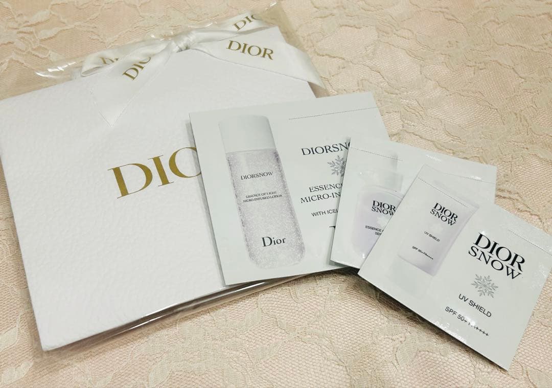 Dior クッションファンデーション＋レフィル＋リップケース ポーチ付き