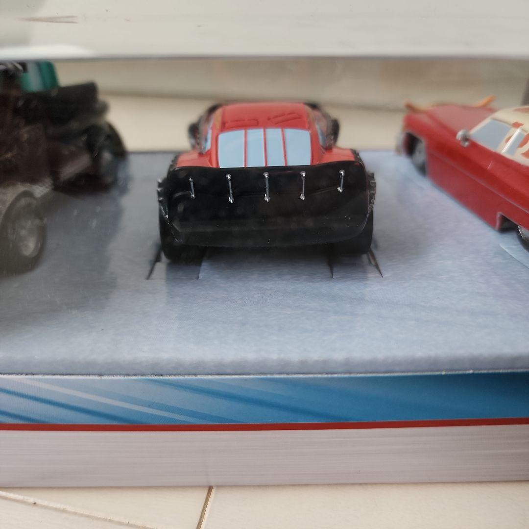 カーズ マテル ヘビーメタルメーター ディズニー ピクサー ミニカー３台セット