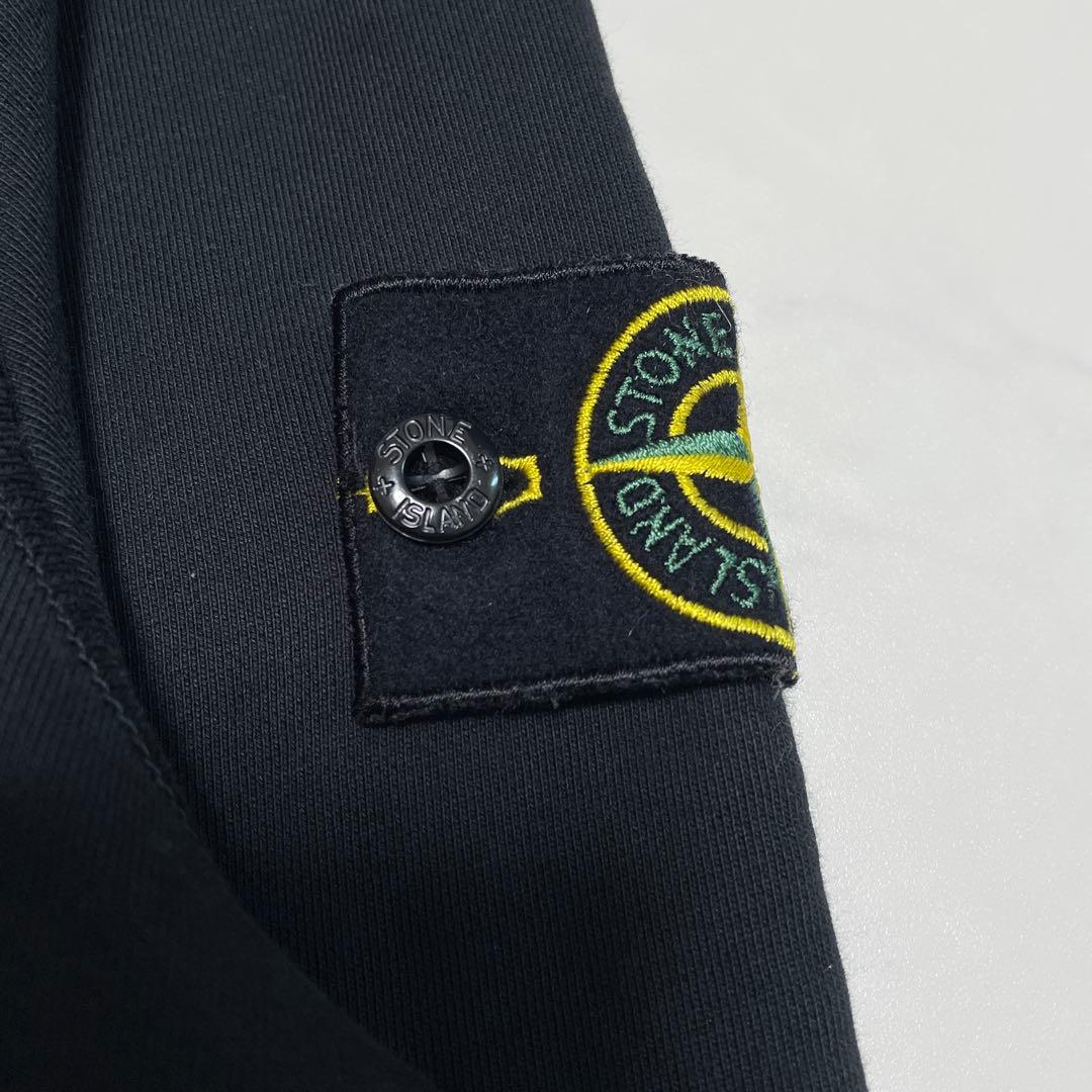 STONE  フルジップ　パーカー　腕章付き　ブラック　Sサイズ