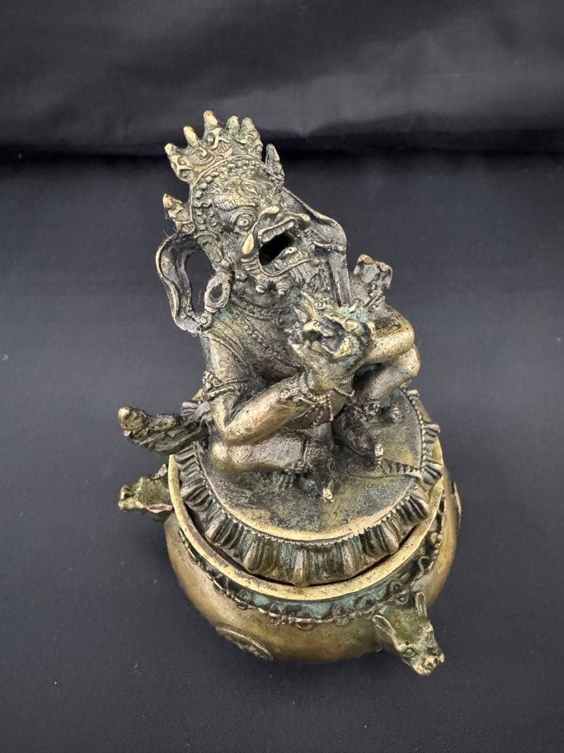 香炉 チベット仏 持金剛 彫刻 置物 開運 風水 骨董 インテリア　アンティーク 香炉 チベット仏 持金剛 彫刻 置物 開運 風水 骨董 インテリア