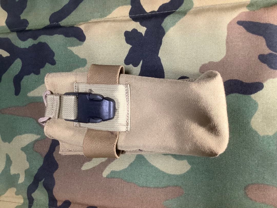 EAGLE RRV ローデシアンリーコンベスト各種ポーチ付きローンサバイバーKH