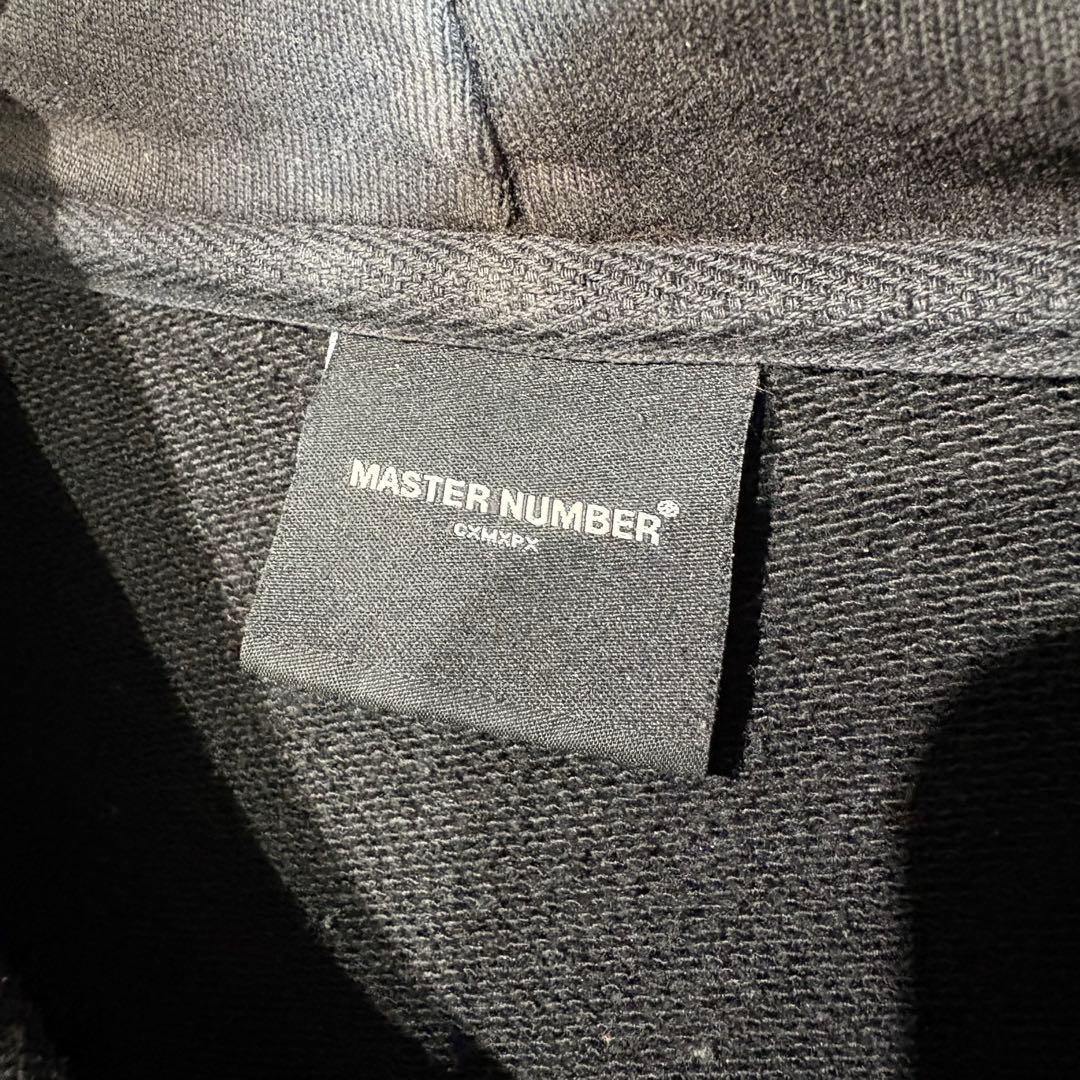 【MASTER NUMBER】VETEMENTSモチーフ フェイスプリント