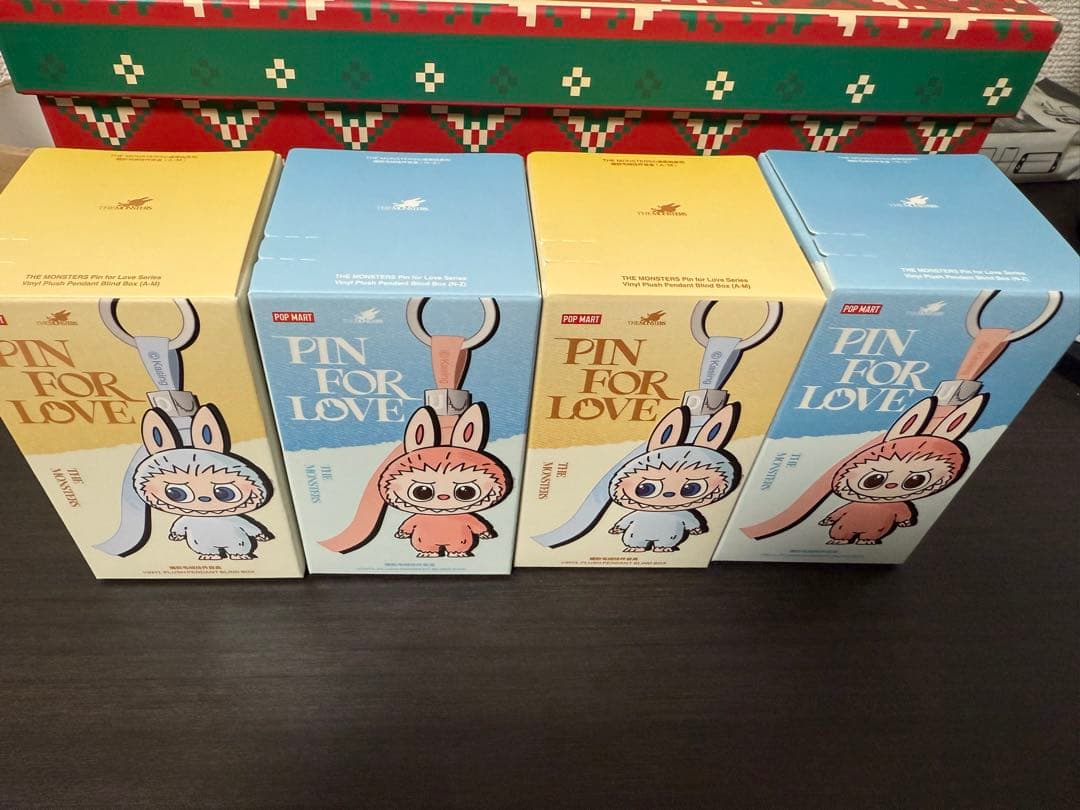 THE MONSTERS PIN FOR LOVE ラブブ ぬいぐるみ 4個