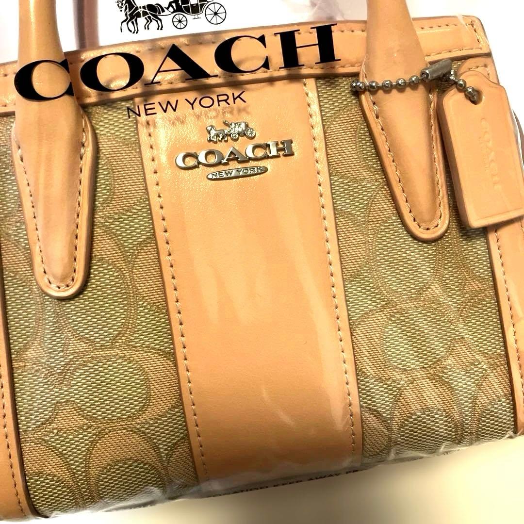 COACH サーモンピンク ハンドバッグ