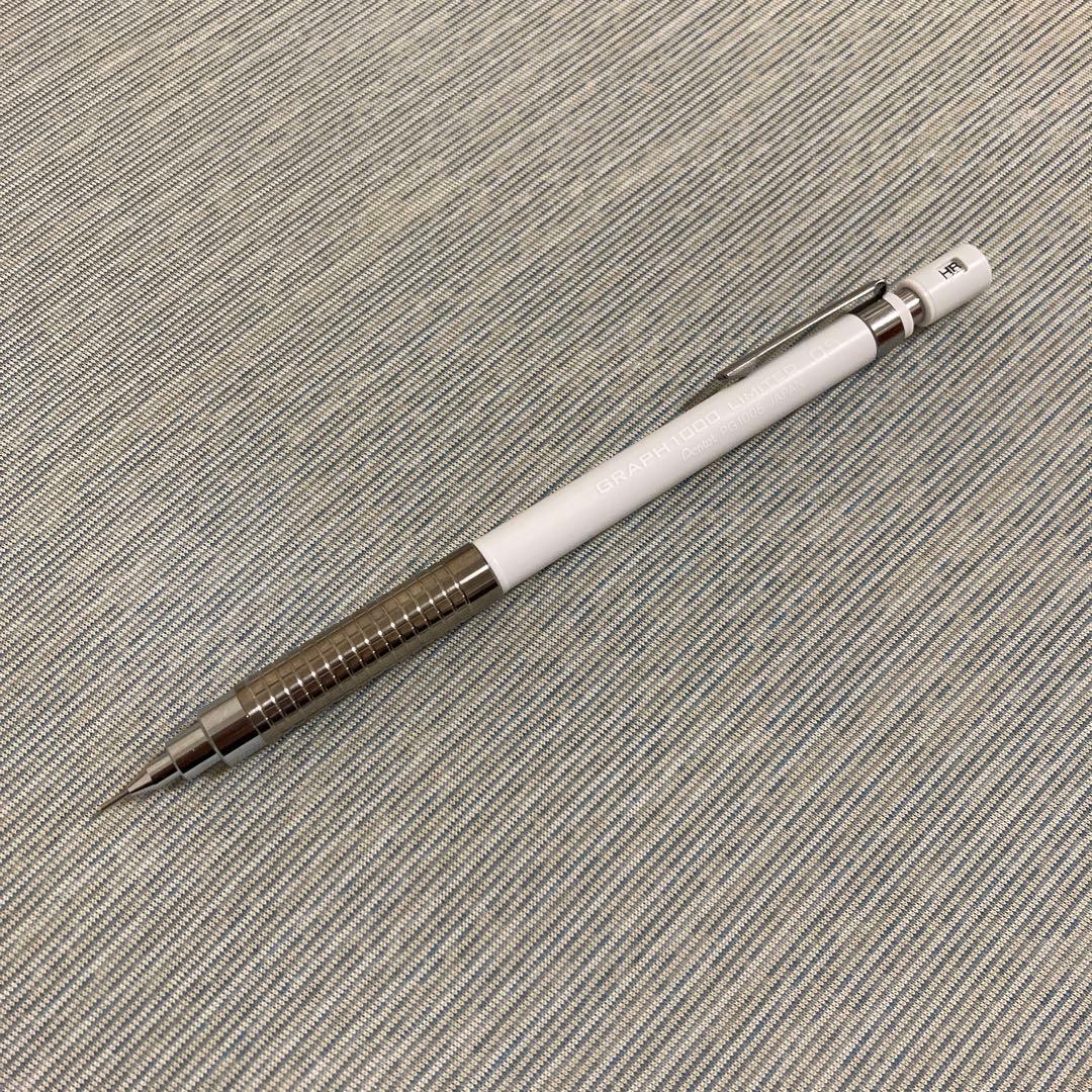 グラフ1000 ホワイト カスタム グリップ シャープタンク チタン - メルカリ