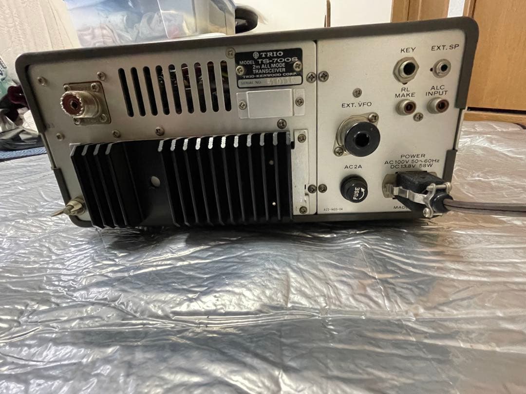 アマチュア無線機 TRIO TS-700S 2m ALLMODEトランシーバー