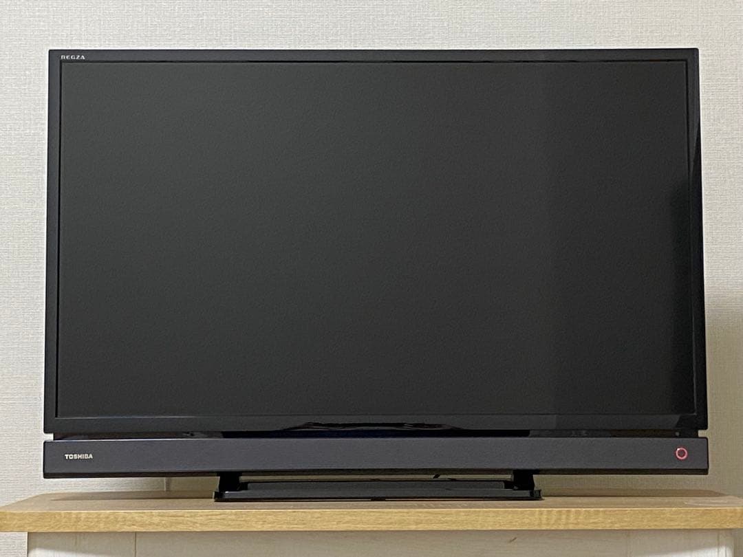 TOSHIBA REGZA 32型 品名 液晶テレビ 形名 32S21