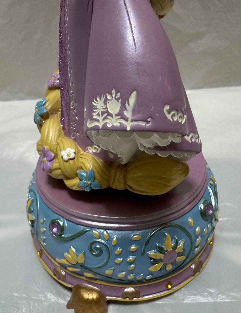 ディズニーランド パリ 塔の上のラプンツェル オルゴール