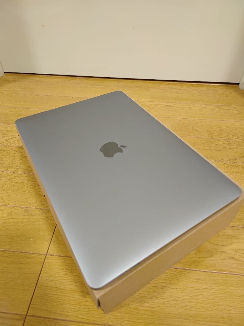 MacBook本体 MacBook Pro 13.3 2019 1.4GHz 16GB 128GB