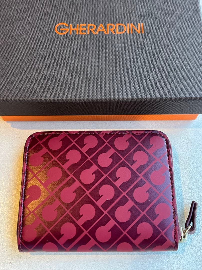 【新品未使用】GHERARDINI ワインレッド ケース　定価37400円