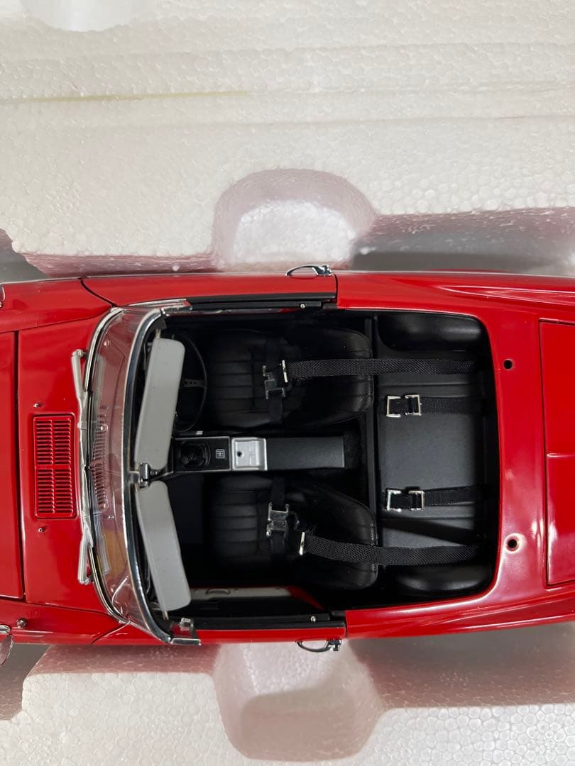 オートアート1/18 ダットサン フェアレディ2000 SR311 レッド