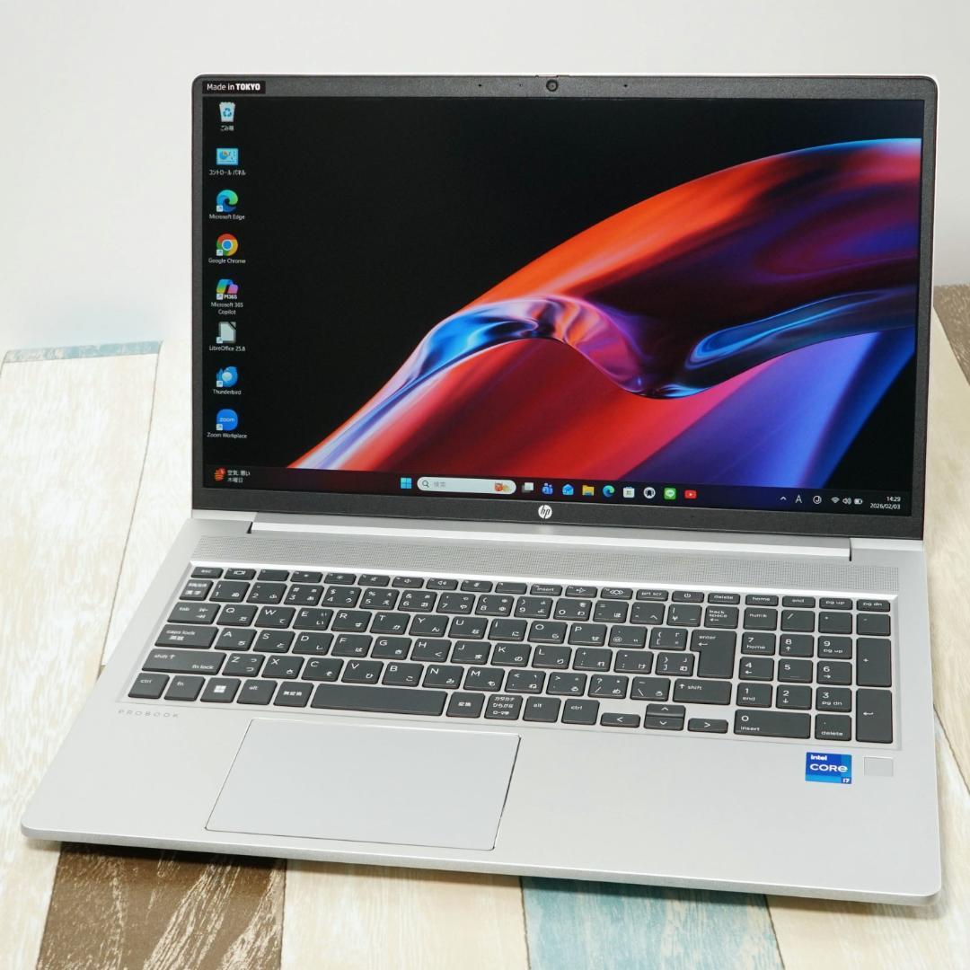 極美品の東京生産✨10コアの第12世代i7に超高速