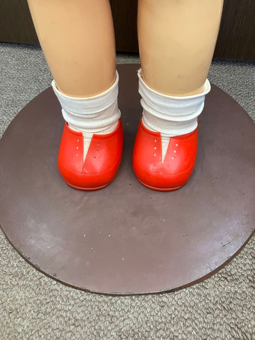 ##不二家店頭ペコちゃん台座あり