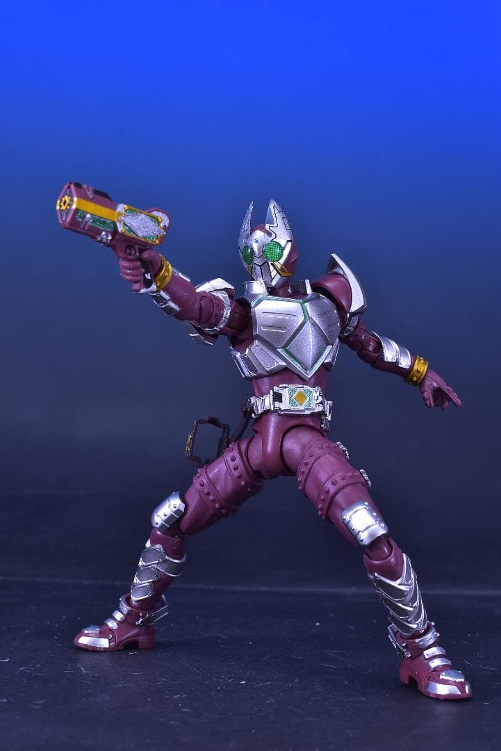 中古 S.H.フィギュアーツ 仮面ライダーギャレン&レッドランバスセット