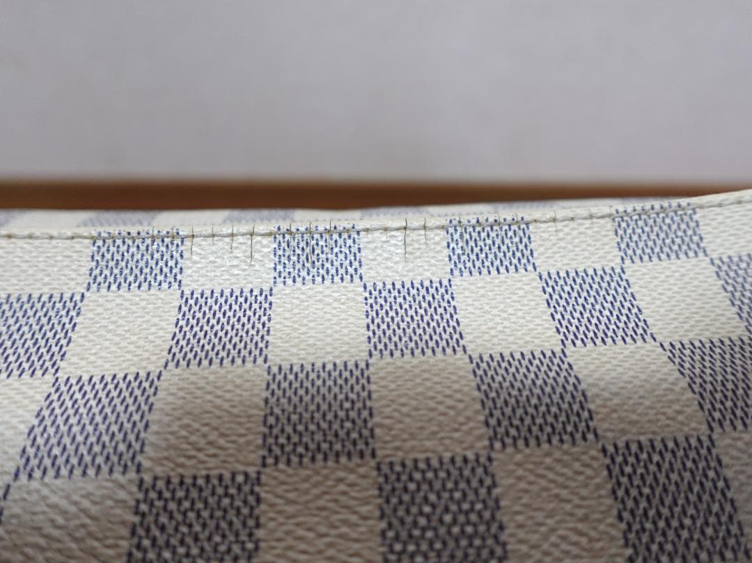 美品ルイヴィトン LOUIS VUITTON ナヴィグリオ アズール ホワイト