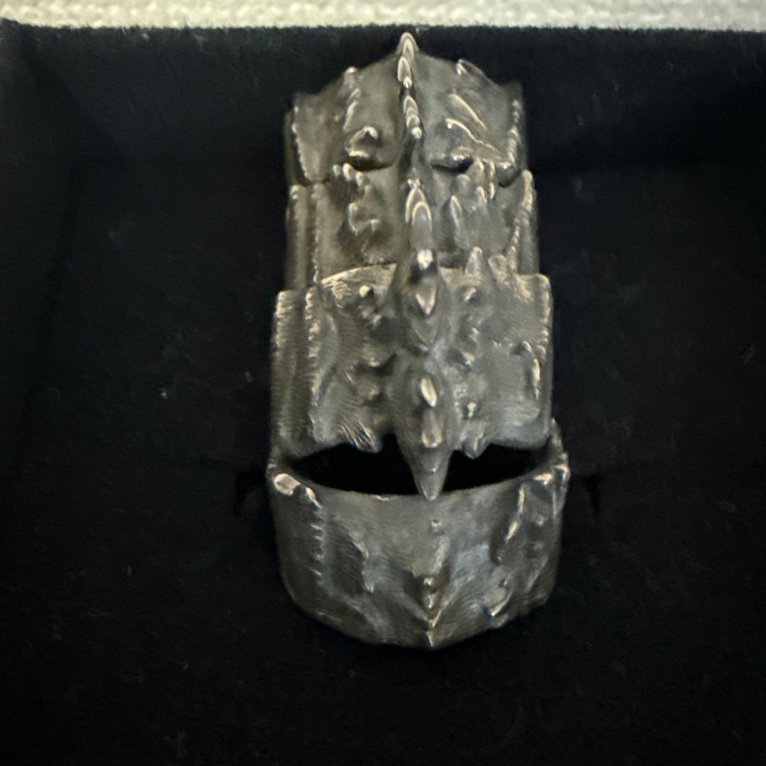 ゴジラ背びれモチーフ4連リング:24号