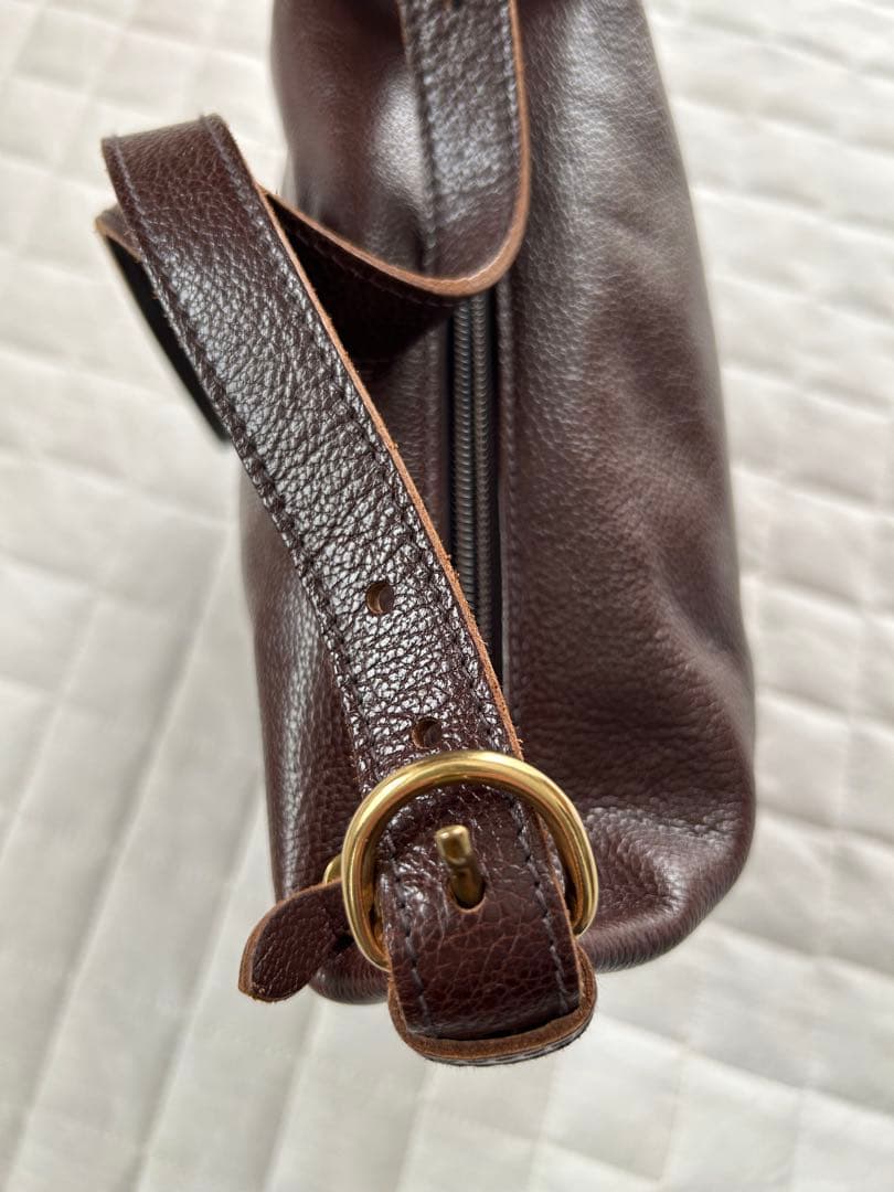 ILBISONTE イルビゾンテ　ショルダーバッグ