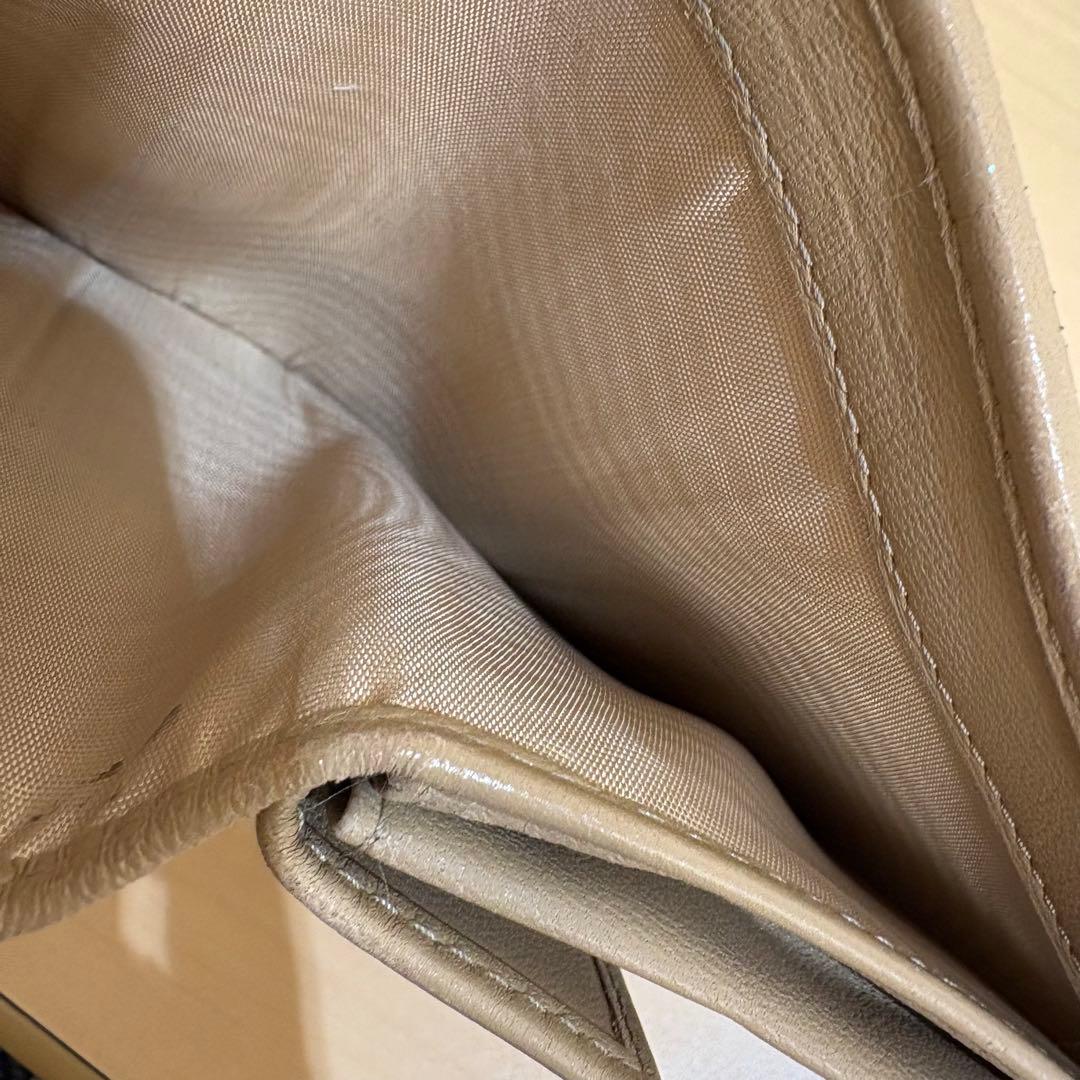 MIUMIU ミュウミュウ 折り財布 マテラッセ　 ベージュ系