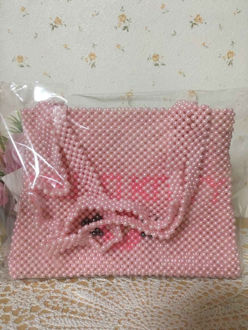 【新品未使用】〜レア品〜レトロハローキティ♡25周年パールビーズバッグ