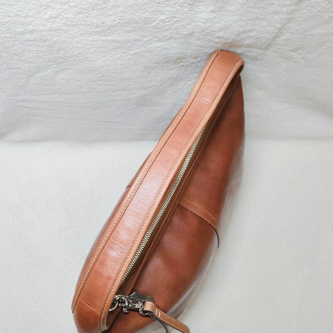 COACH コーチ ショルダーバッグ ハーフムーン レザー ワンショルダー