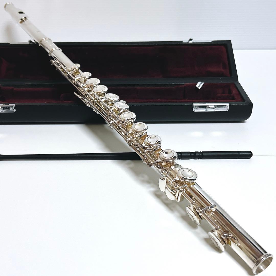 極美品】YAMAHA ヤマハ フルート YFL211 YFL-211鏡面仕上げ