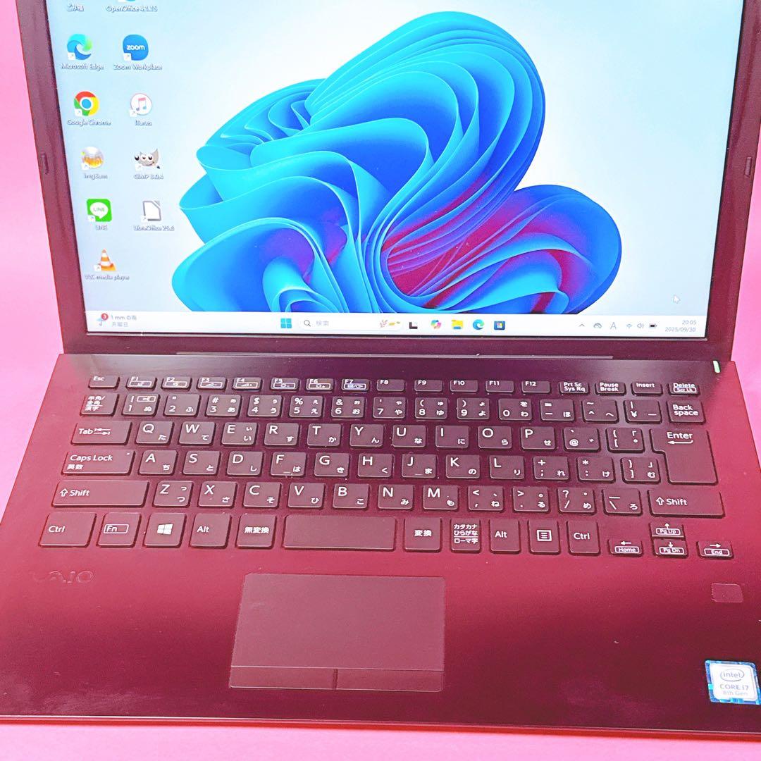 第8世代i7⭐️爆速SSD 16GB windows11 ノートパソコン 薄型軽量