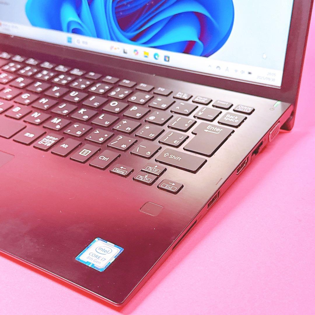 第8世代i7⭐️爆速SSD 16GB windows11 ノートパソコン 薄型軽量