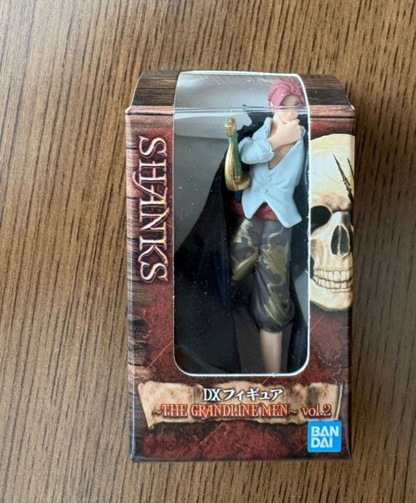 バンダイ DXフィギュア シャンクス - メルカリ