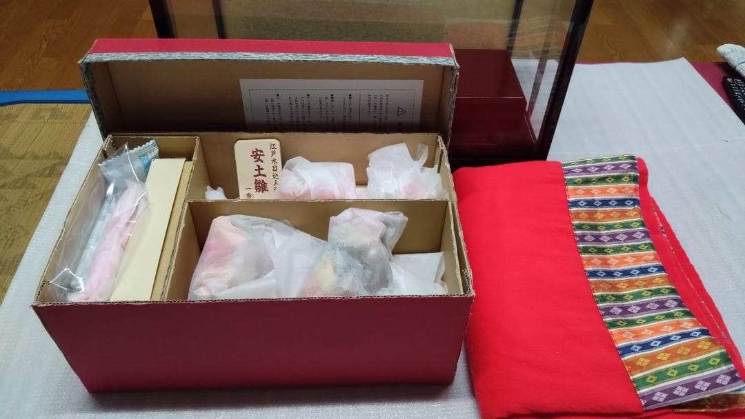 一秀 安土雛 五人飾り ケース入り 16号